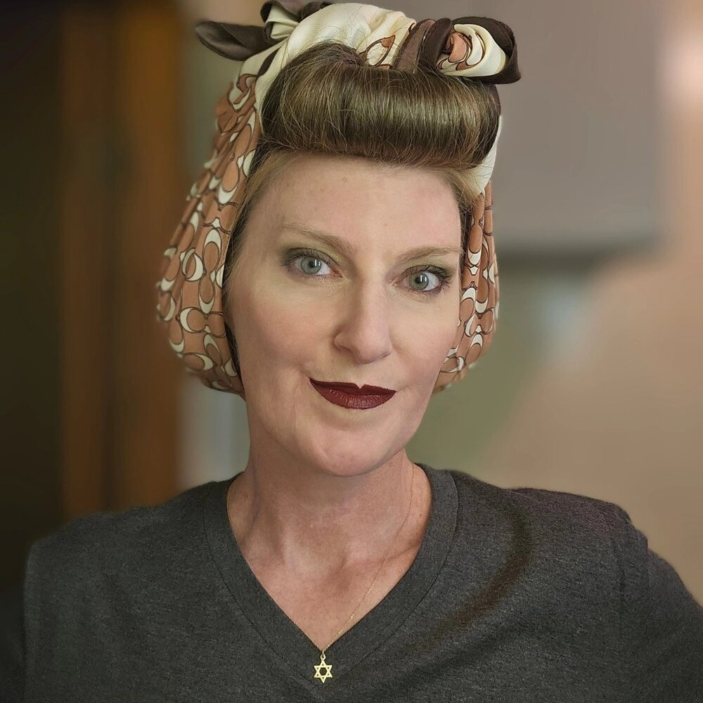 Meet your Posher, Amy